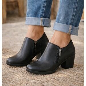 BareTraps Comfort Block Heel Ankle Boots Black Work Travel Sz 6 Kelyn Bootie